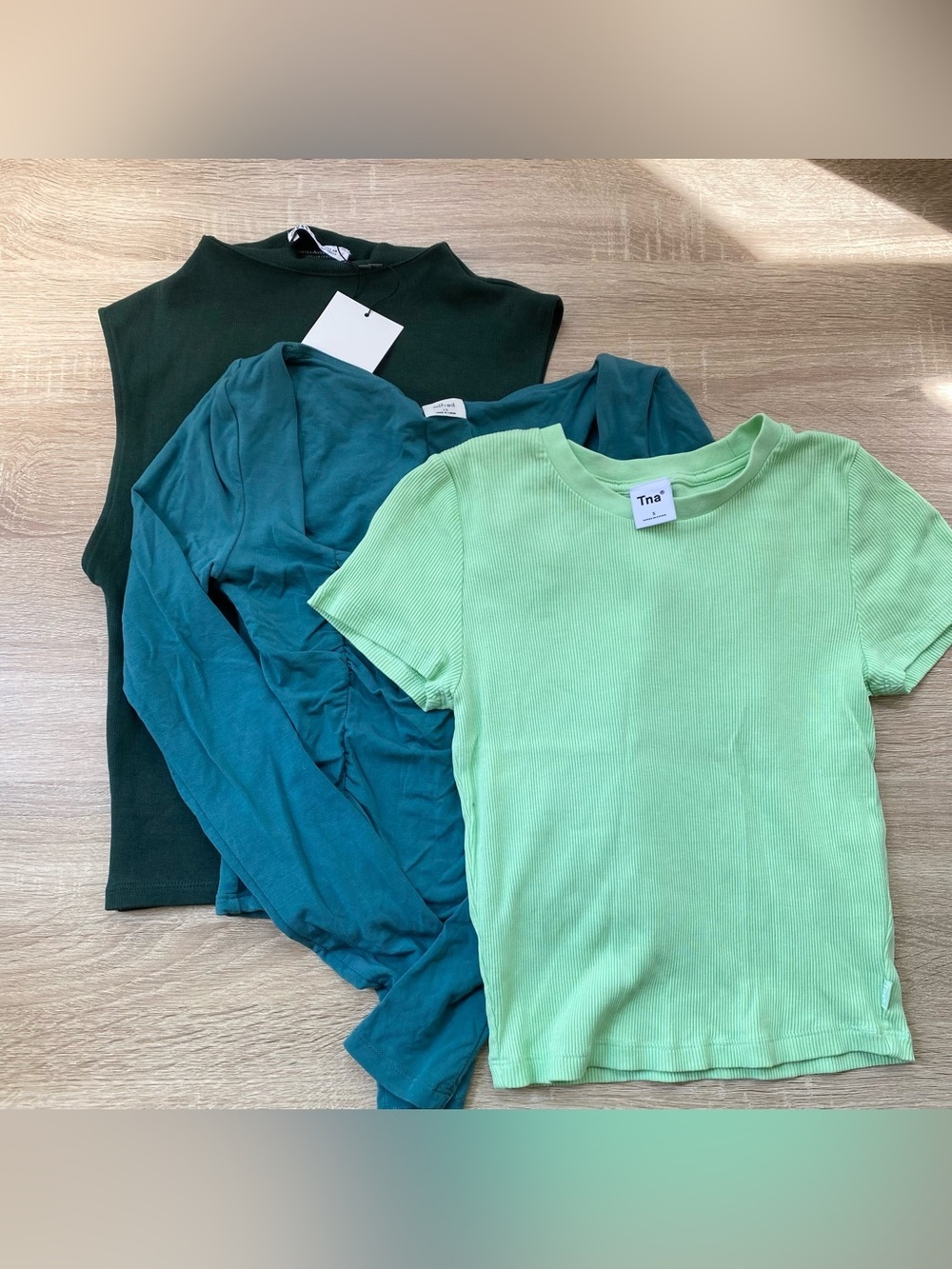 Aritzia Zara Bundle of 3 Green Tops Size Small